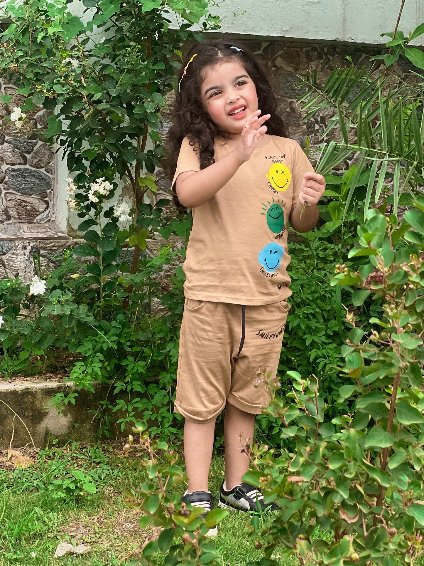 Smiley Faces Print Tee Light Brown Colour Printed T Shirts Kids 100% Cotton Tees