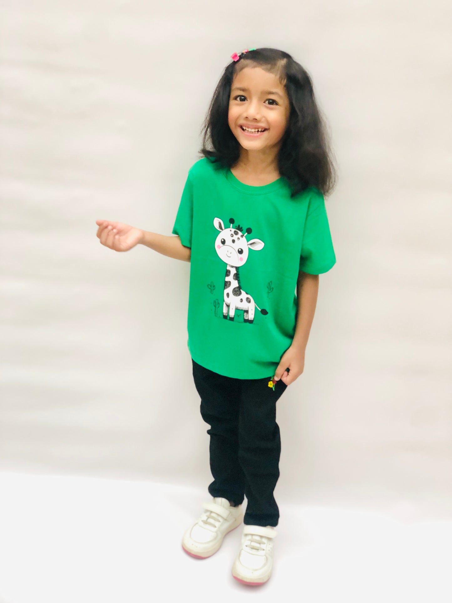 Cute Giraffe Print Tee Green Colour Printed T Shirts Kids 100% Cotton Tees