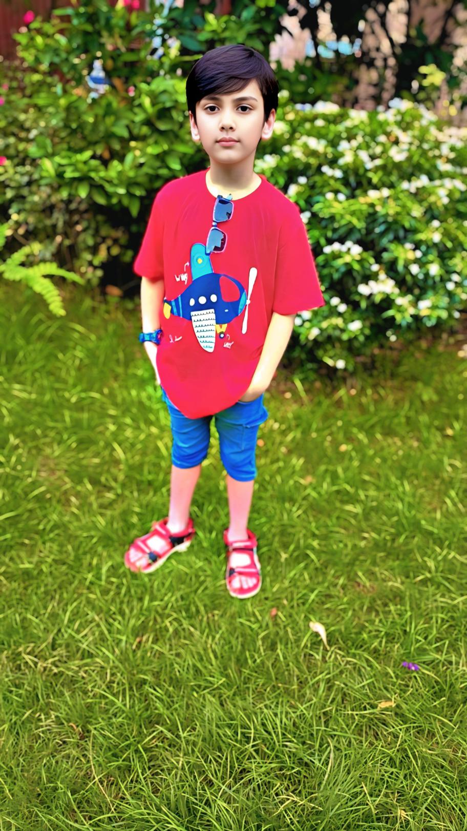 Airplane Wing and Wheel Print Tee Red Colour Printed T Shirts Kids 100% Cotton Tees